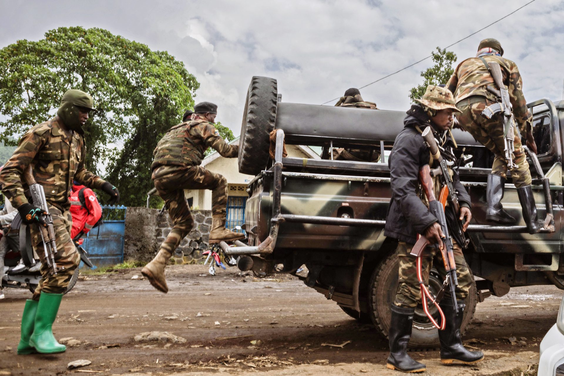 BREAKING: DRC Army Bombing Again On The Rwandan Territory In Kinigi ...